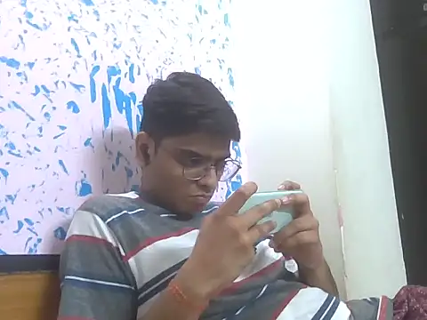 sutfvkii online show from March 29, 2026, 5:03 pm