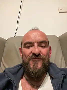 Rimmingtop online show from October 22, 2025, 8:19 pm