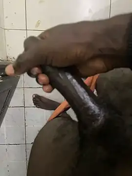 BigDee 0 online show from March 15, 2025, 2:46 am