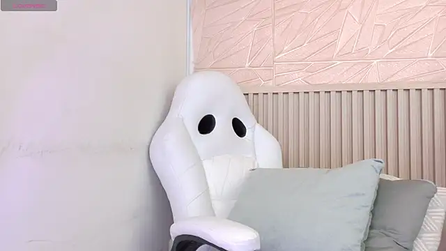 Gaviluc  online show from October 11, 2025, 10:38 am