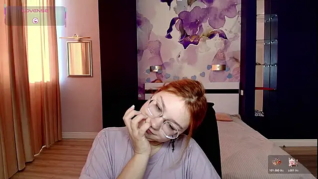 AngelinaLow online show from December 19, 2025, 12:29 pm