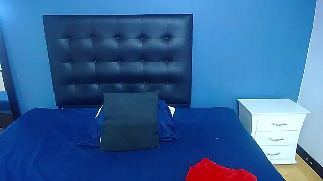 goldenn ass1 online show from December 15, 2025, 9:42 pm