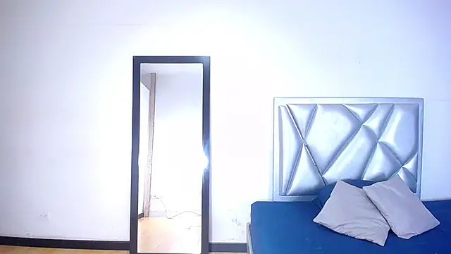 goldenn ass1 online show from November 27, 2025, 4:02 am