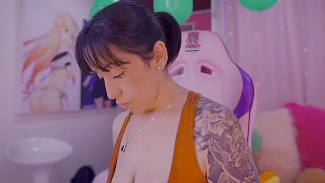 Madison Mayer online show from March 21, 2025, 3:24 pm