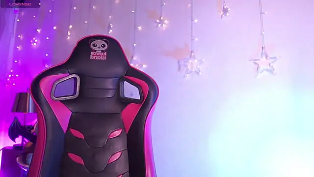 Madison Mayer online show from October 31, 2025, 12:46 pm