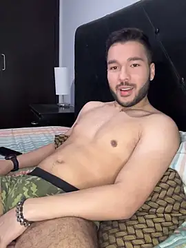 alejocoleman online show from October 28, 2025, 9:47 pm