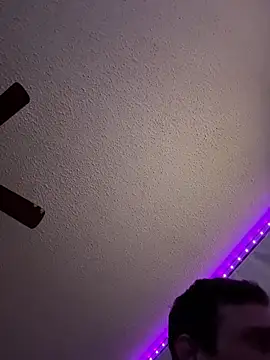 Stillhard8925 online show from January 14, 2026, 10:19 am