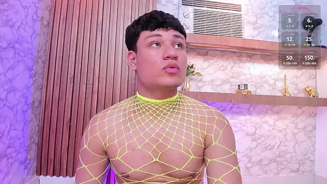 AndrewPeach  online show from September 24, 2025, 8:37 pm