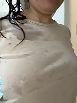 aa520uv online show from December 17, 2025, 2:16 am