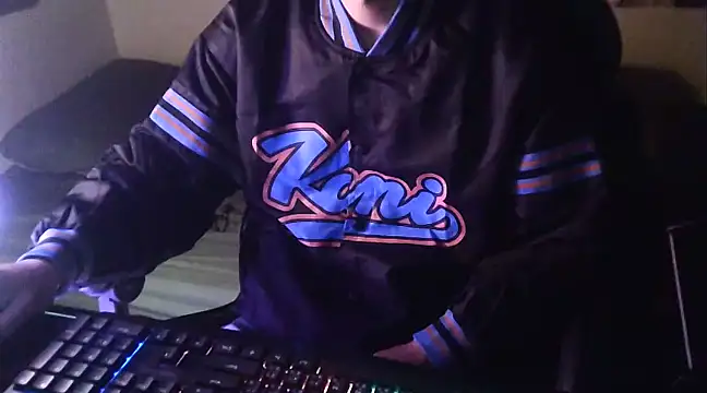 zhezheggin online show from March 14, 2025, 2:08 pm