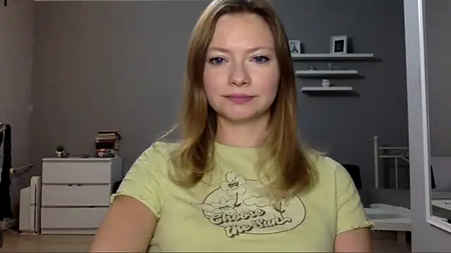 Snapshot of MillieShow chatting on September 23, 2025, 8:49 pm MillieShow online show from September 23, 2025, 8:49 pm