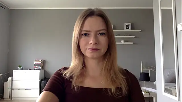 Snapshot of MillieShow chatting on September 27, 2025, 2:01 pm MillieShow online show from September 27, 2025, 2:01 pm