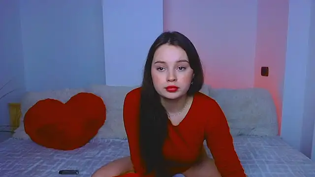 Cute kitty- online show from March 15, 2025, 3:40 am