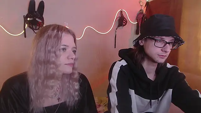 Your Horny Friends online show from March 20, 2025, 8:20 am