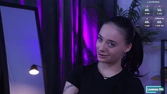 LexiiDarling online show from October 24, 2025, 7:35 pm