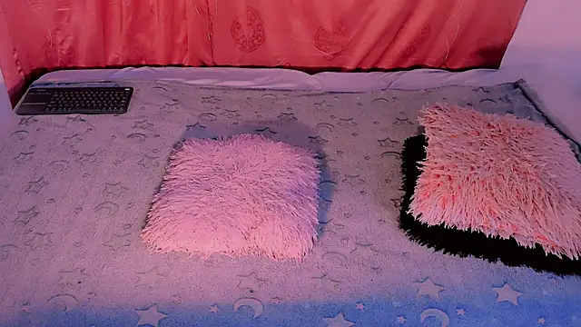 Mariana-ofc online show from November 28, 2025, 10:15 am