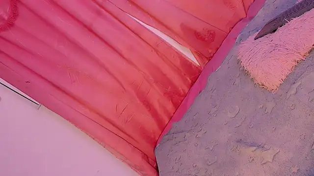 Mariana-ofc online show from November 8, 2025, 11:25 am