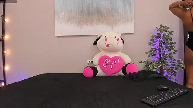 SammyDesire 10 online show from November 10, 2025, 8:25 pm