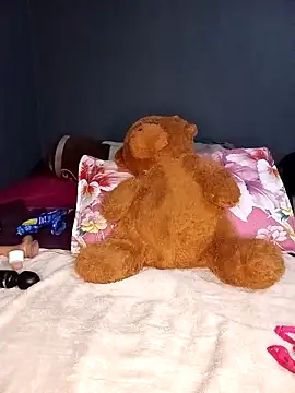 Hotytoty26 online show from March 18, 2026, 4:04 am