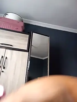 Hotytoty26 online show from April 23, 2026, 1:24 pm