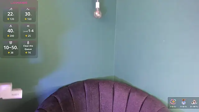 Alice 26  online show from September 17, 2025, 7:49 pm