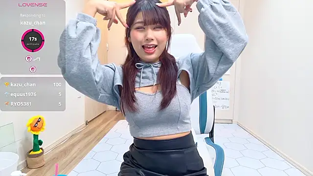 miharu01 online show from November 12, 2025, 2:59 am