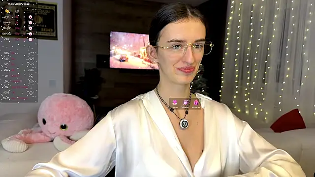 TwinTemptations online show from December 21, 2025, 6:20 pm