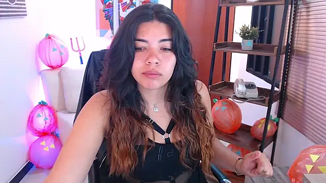 Snapshot of dangel_noir6 chatting on October 31, 2025, 10:45 am dangel noir6 online show from October 31, 2025, 10:45 am