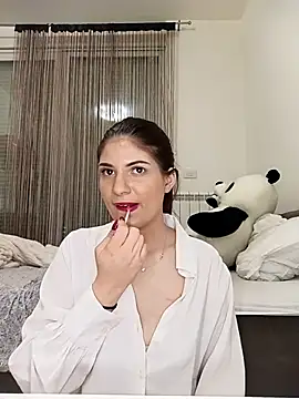 MeCherryy online show from March 19, 2026, 6:41 pm