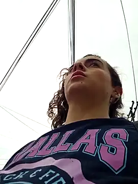 Sairy  online show from November 30, 2025, 8:42 pm