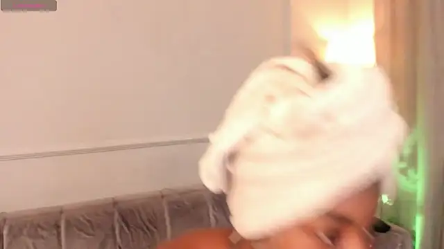 Kendallbleer online show from December 14, 2025, 11:38 am