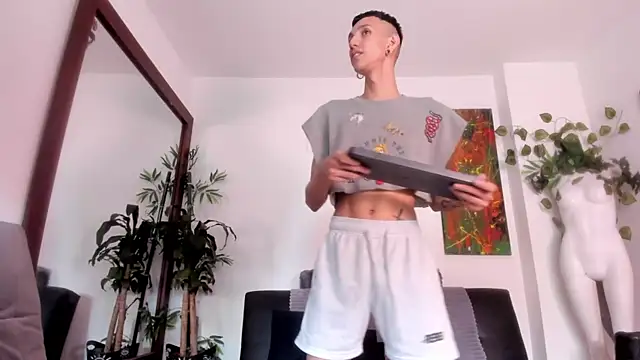 Snapshot of Giotrashy chatting on March 20, 2025, 8:08 pm Giotrashy online show from March 20, 2025, 8:08 pm