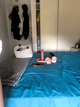 Alyssa 76 online show from September 18, 2025, 4:10 pm