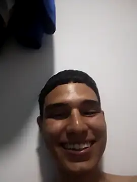 Snapshot of Saul_yei chatting on March 17, 2025, 3:47 am Saul yei online show from March 17, 2025, 3:47 am