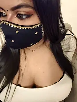 Snapshot of Tamil_hot_whiskey_girl chatting on February 1, 2026, 6:17 pm Tamil hot whiskey girl online show from February 1, 2026, 6:17 pm