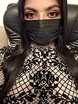 Tamil hot whiskey girl online show from October 4, 2025, 12:45 am