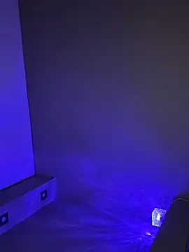 Leya Foxhall online show from October 31, 2025, 11:22 pm