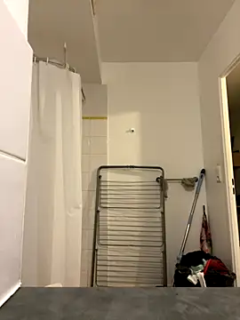 Renoirmonter online show from November 15, 2025, 1:04 pm