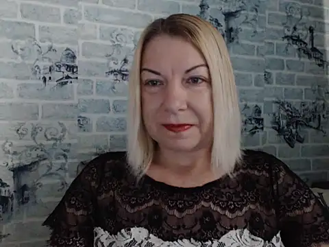 Lillia Ray online show from September 12, 2025, 6:13 am