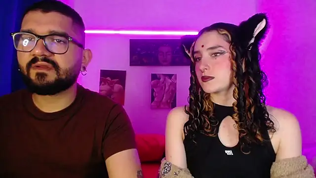 TwinFlamesX online show from September 20, 2025, 2:00 pm