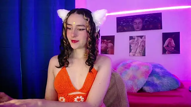 TwinFlamesX online show from October 2, 2025, 12:19 pm