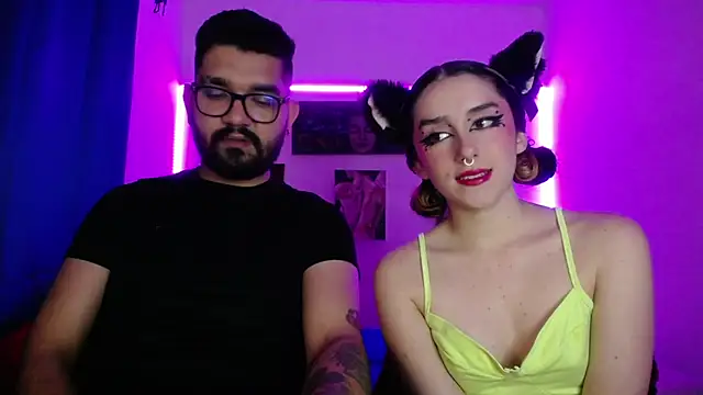 TwinFlamesX online show from November 14, 2025, 11:41 pm