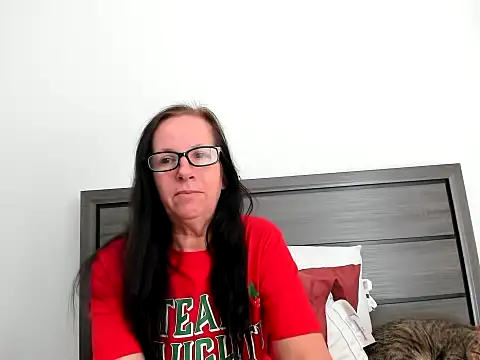 peachgoddess online show from December 2, 2025, 2:41 pm