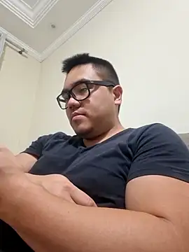 awesometeacher33 online show from May 21, 2026, 4:59 pm