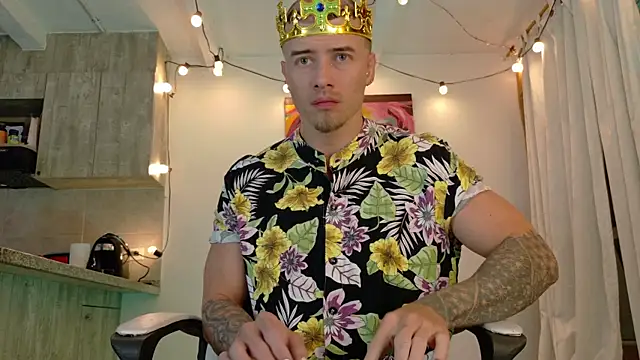 Ryannblue07 online show from September 25, 2025, 12:27 am