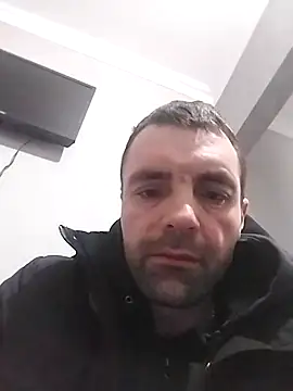 MaksDzubaV online show from February 25, 2026, 11:37 pm