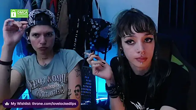 lovelockedlips online show from May 21, 2026, 3:26 am