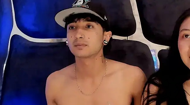 Snapshot of LauryAndNarem69 chatting on March 15, 2025, 1:51 pm LauryAndNarem69 online show from March 15, 2025, 1:51 pm