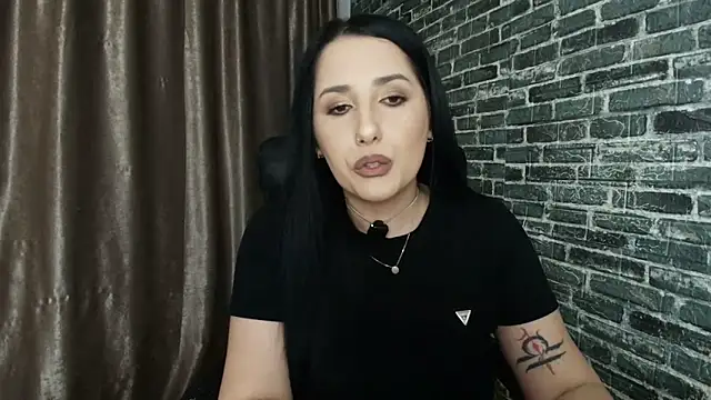 missdyaa online show from April 11, 2026, 10:35 pm