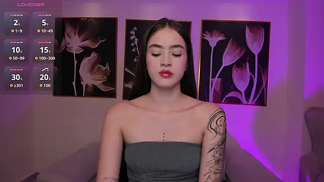 MaiaCollins online show from March 7, 2026, 10:10 am